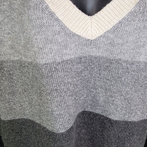 Lane Bryant Classic V-Neck Tunic Pullover Sweater 18/20 - Picture 5 of 6